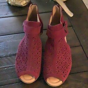 Women's Burgundy Peep-Toe Sandals